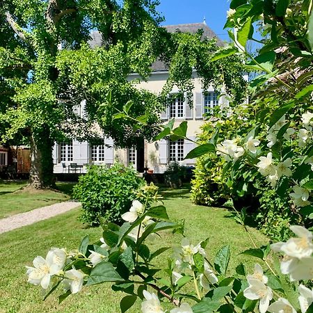 La Meffrais 1741 Bed and Breakfast Dinan Exteriör bild