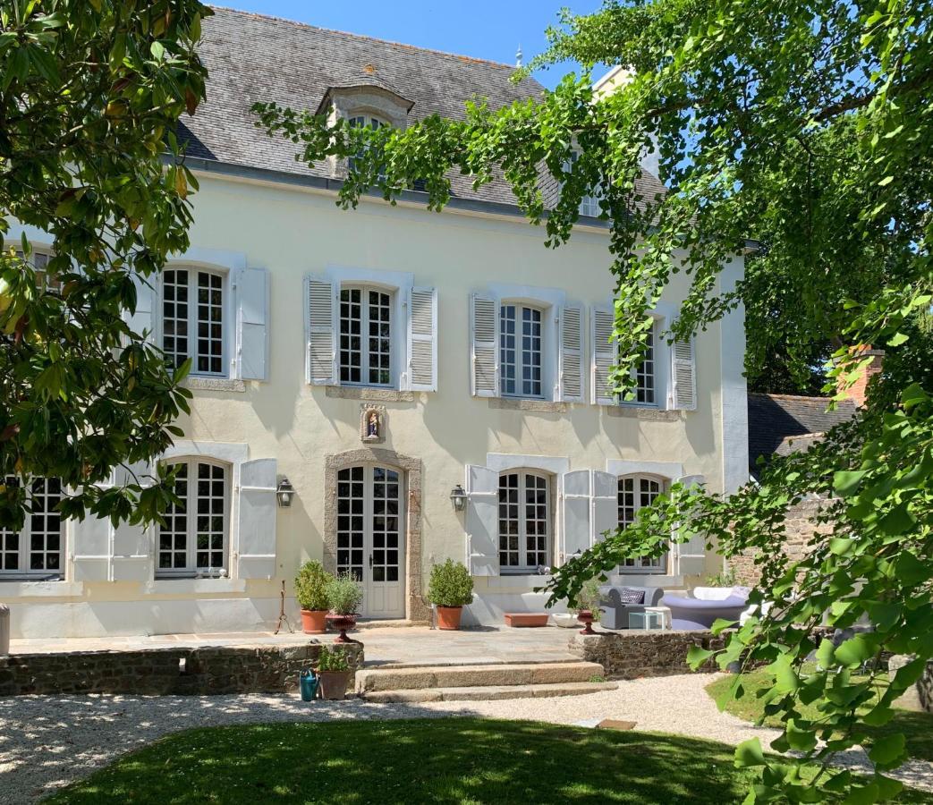 La Meffrais 1741 Bed and Breakfast Dinan Exteriör bild